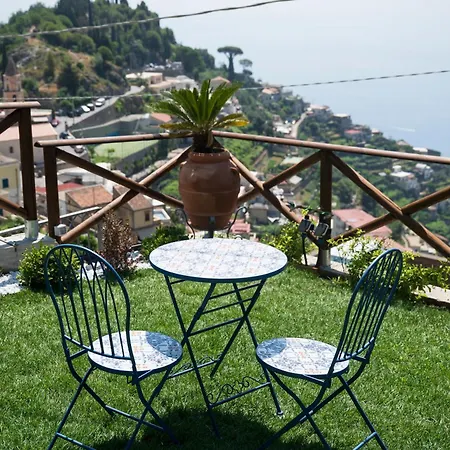 Dimora La Fenice Zaffiro Pensión 4*