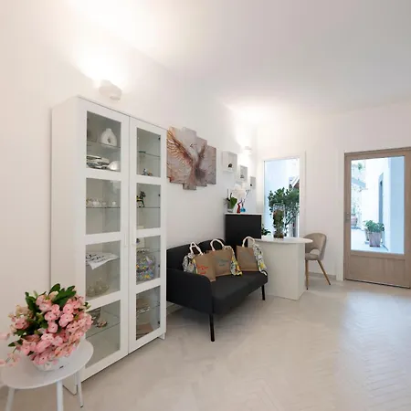 Dimora La Fenice Zaffiro Pensión 4*